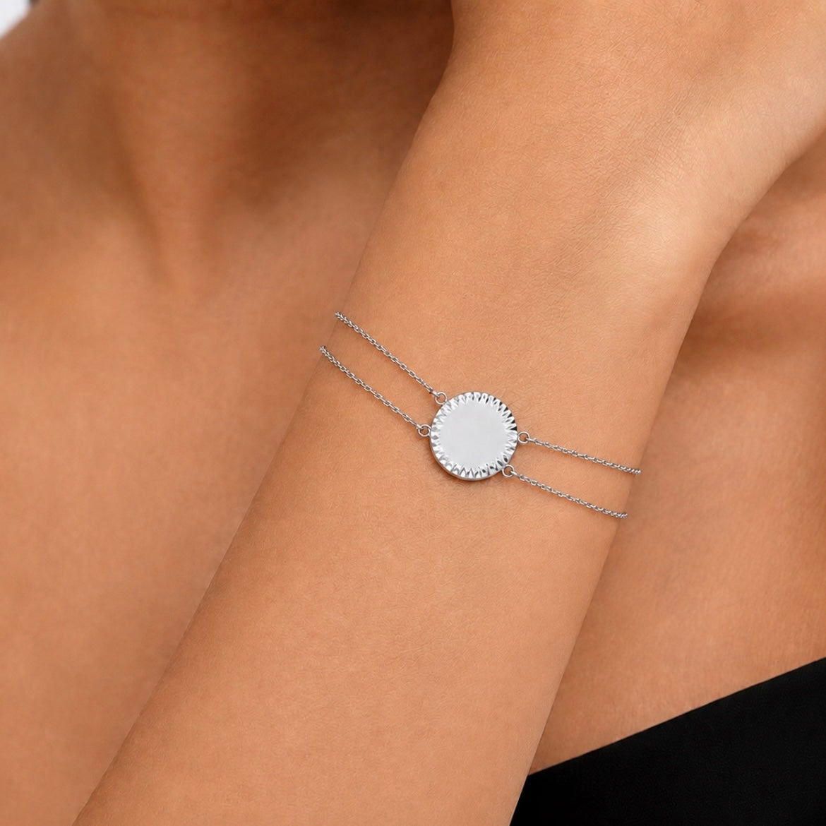Diamond Circle Sign Bracelet