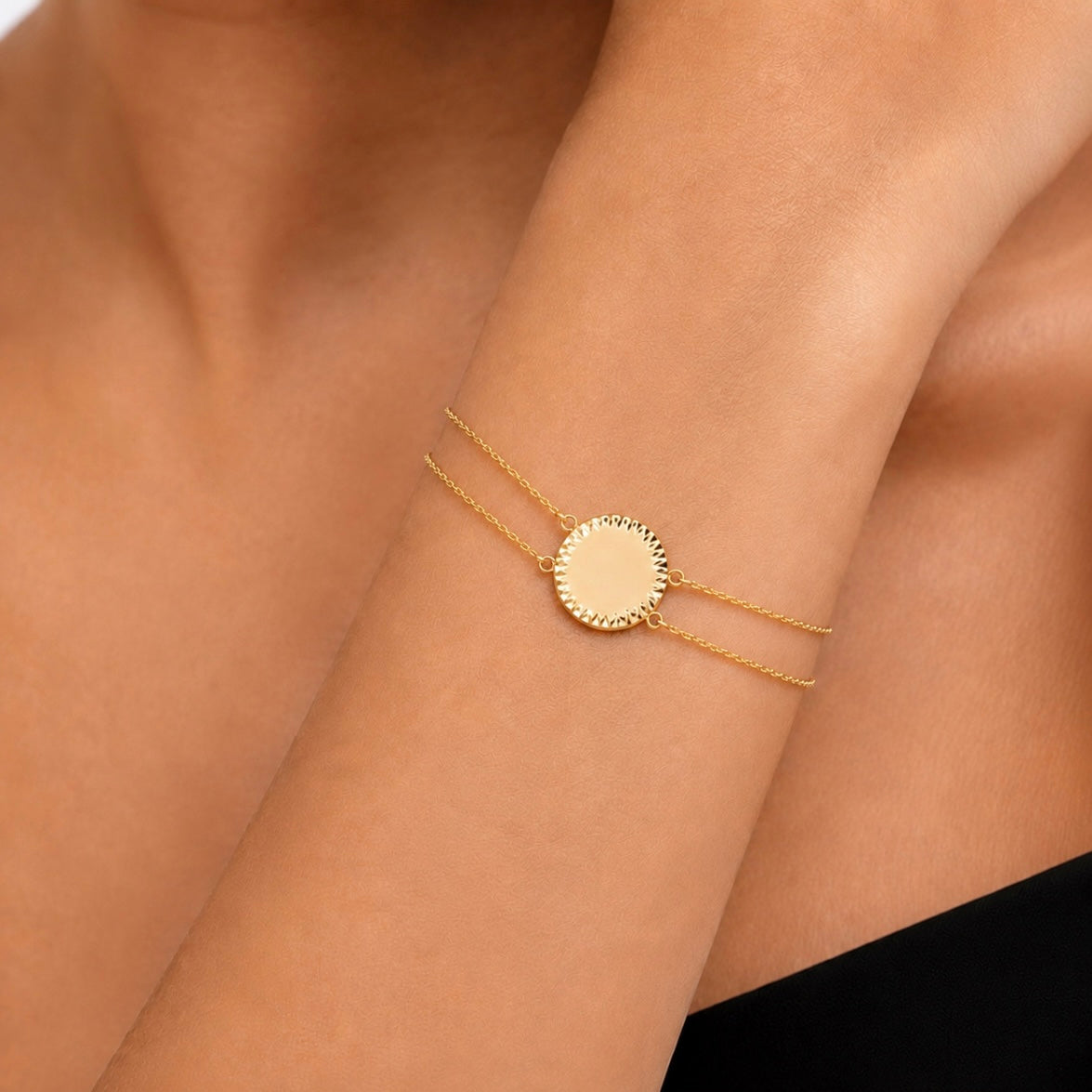 Diamond Circle Signet Bracelet